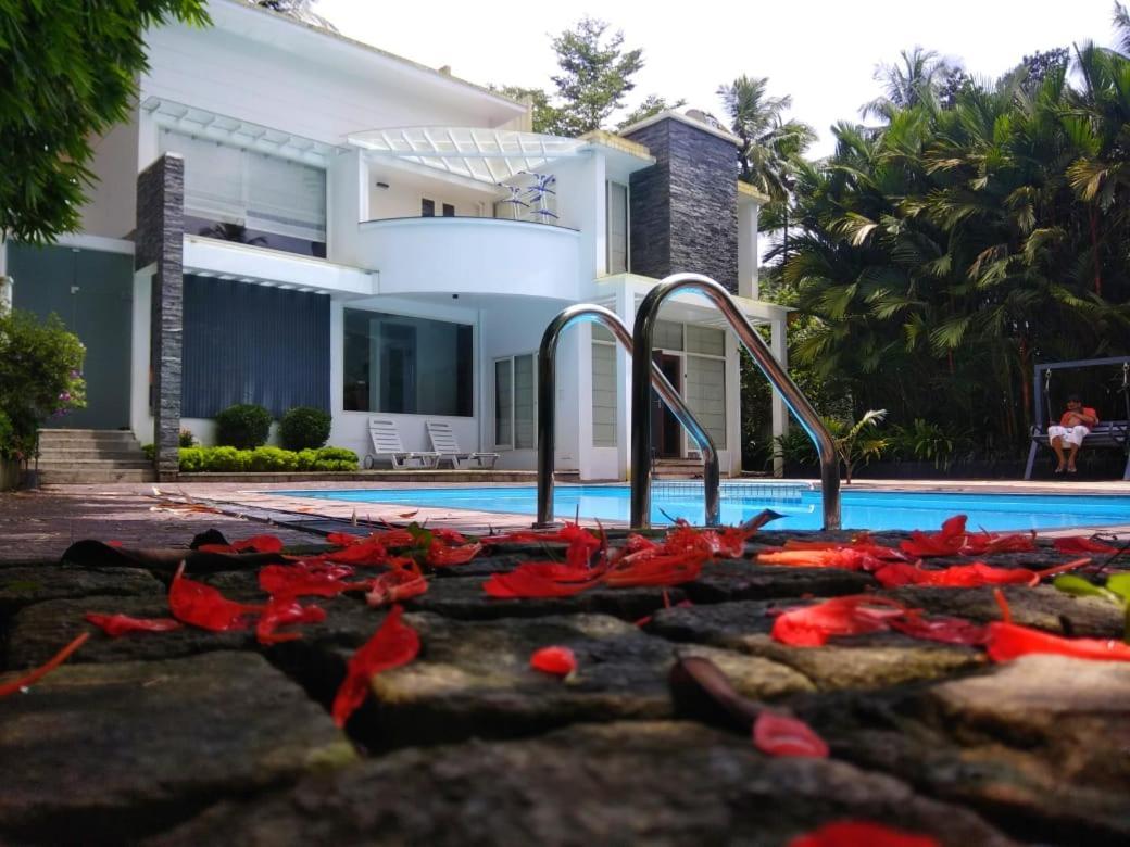 Square Villa Residency Luxury 1 Bed Room Villa With Private Pool Mukkam Luaran gambar